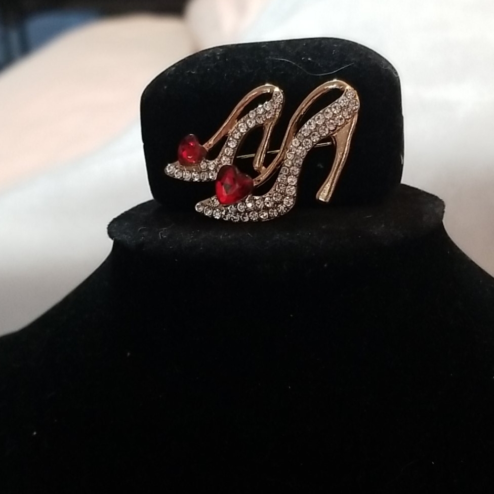 Pin